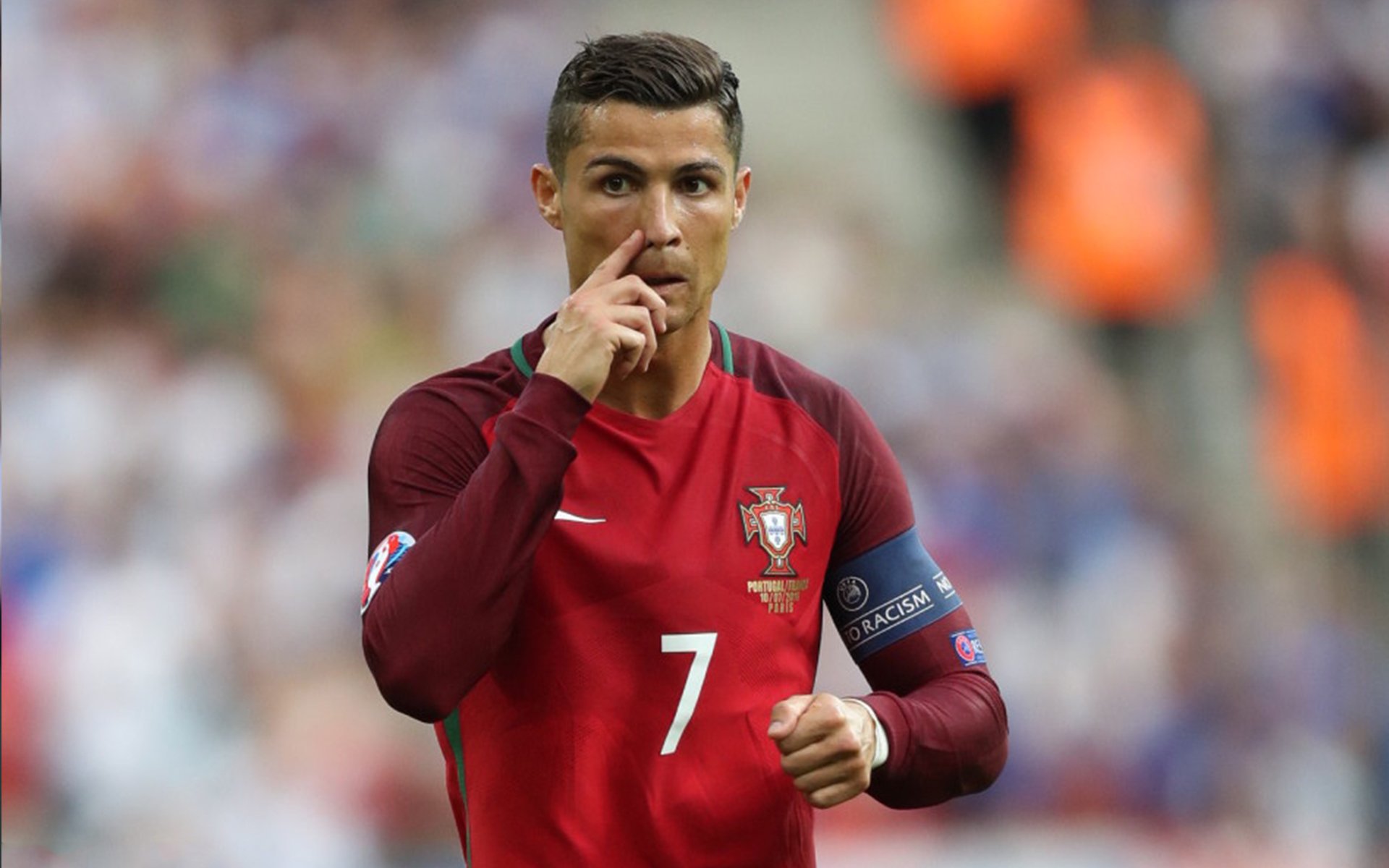 欧洲杯豪门对决：战术变化激发无限精彩！，冠军欧洲豪门队报